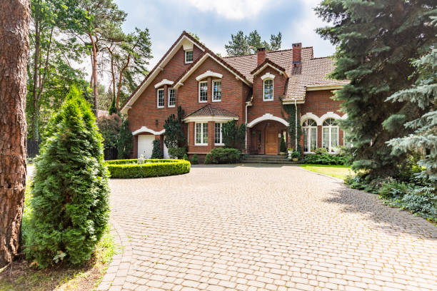 Best Driveway Pavers Cost  in Denton, MD